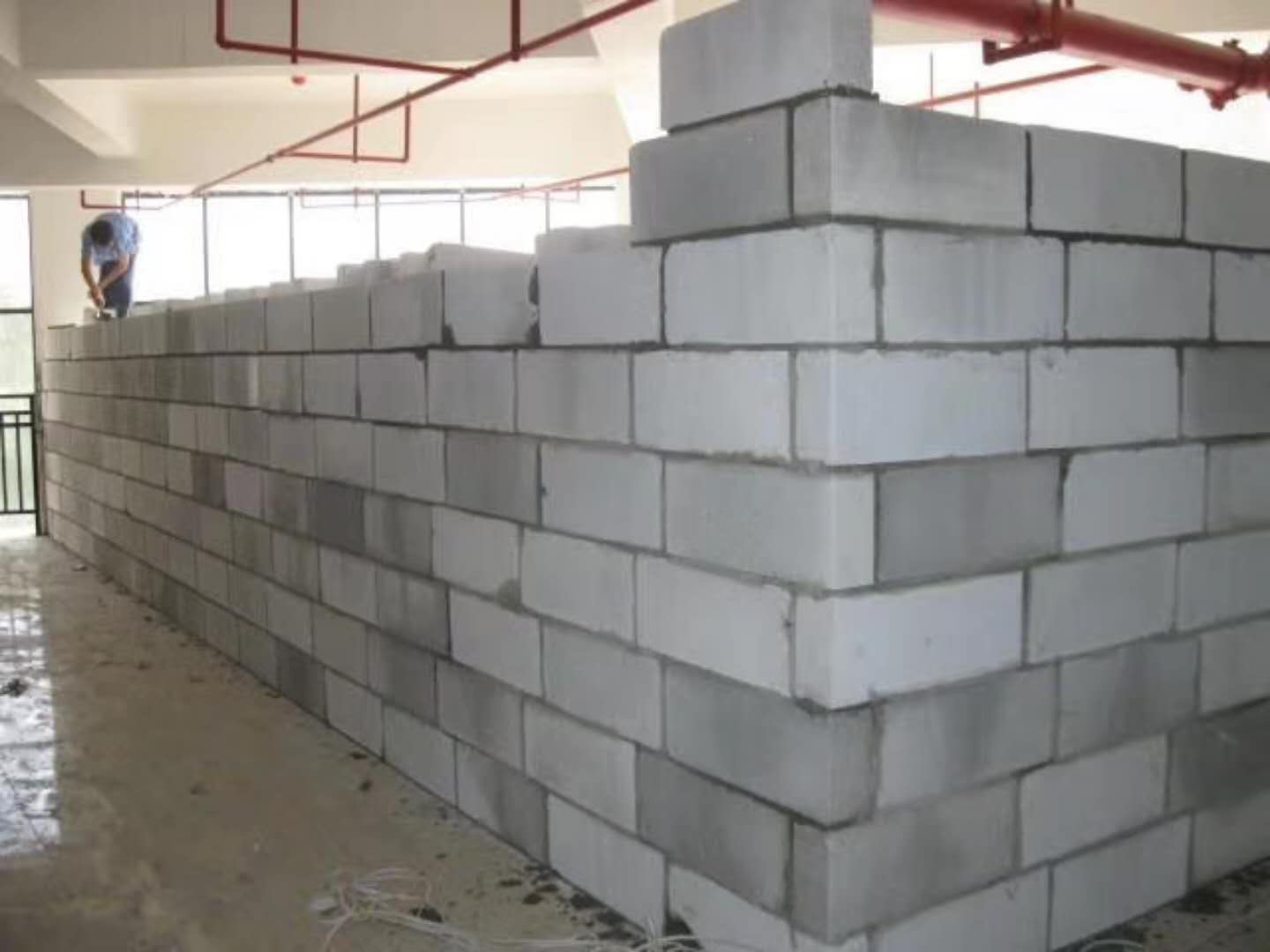 衡水蒸压加气混凝土砌块承重墙静力和抗震性能的研究
